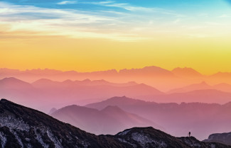 Berge im Nebel